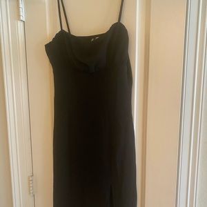 Super cute little black dress.